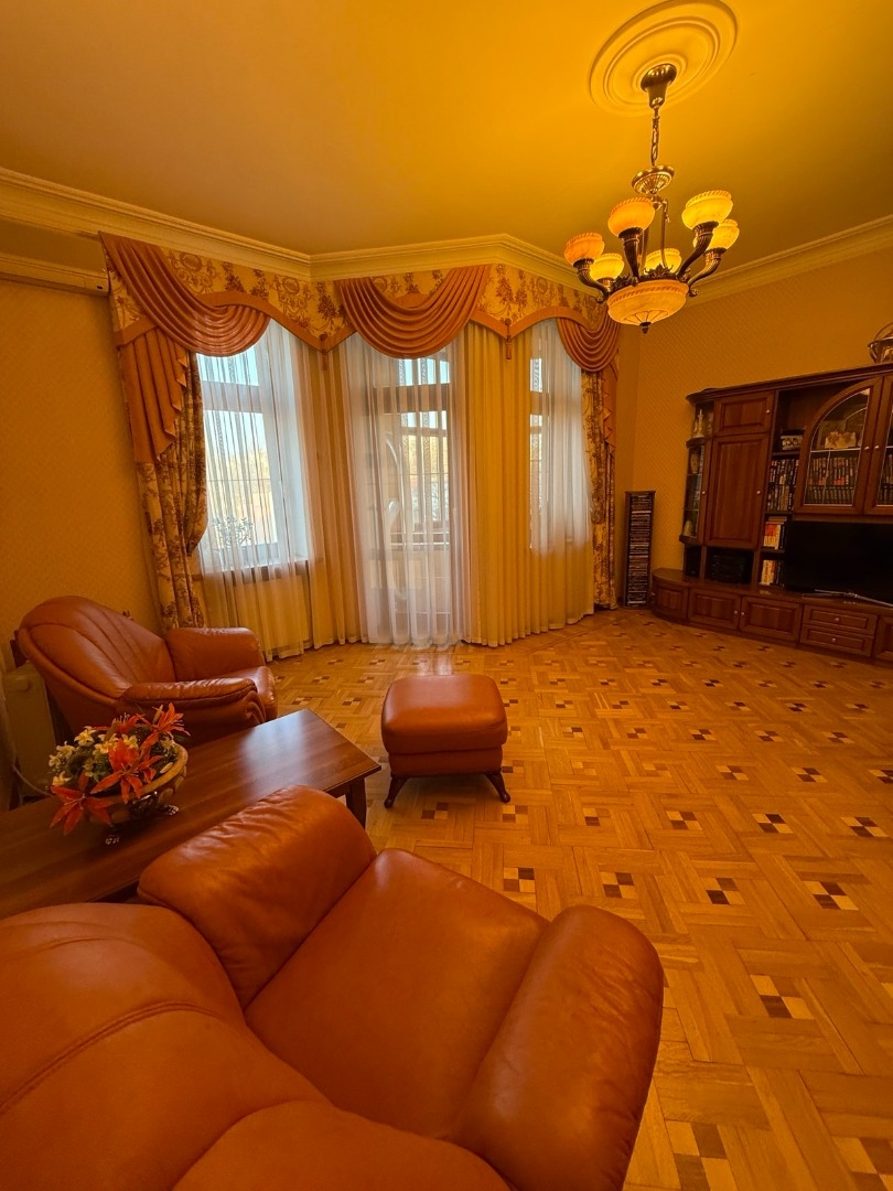 продажа трехкомнатной квартиры номер A-173524 в Приморском районе, фото номер 13